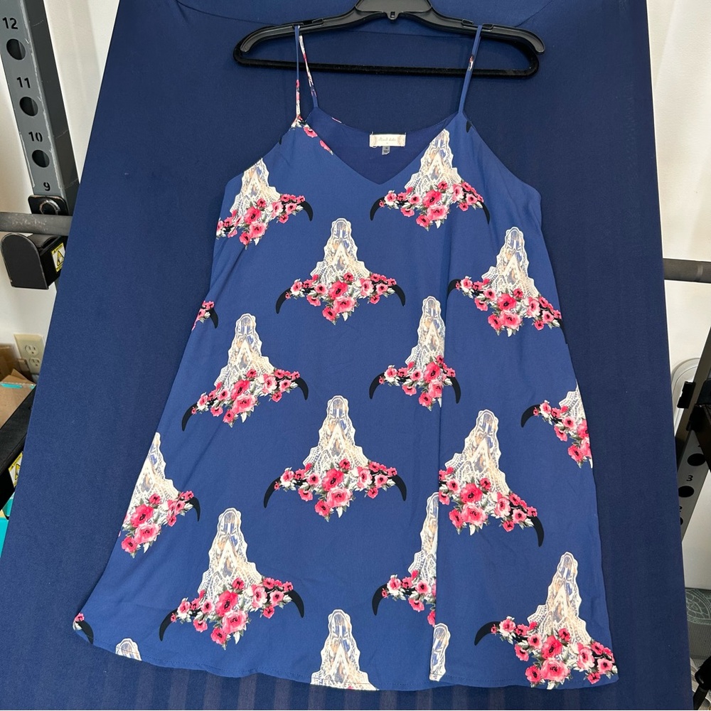 Altar'd State Women’s Navy Floral‎ Dress Size M